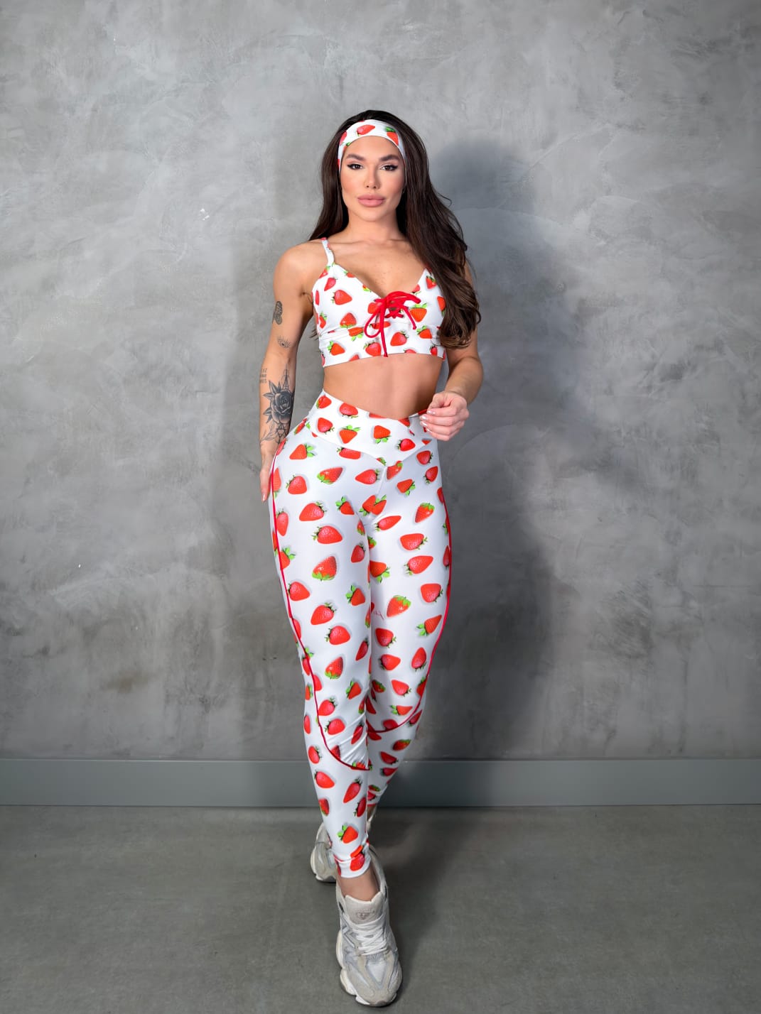 Set strawberry