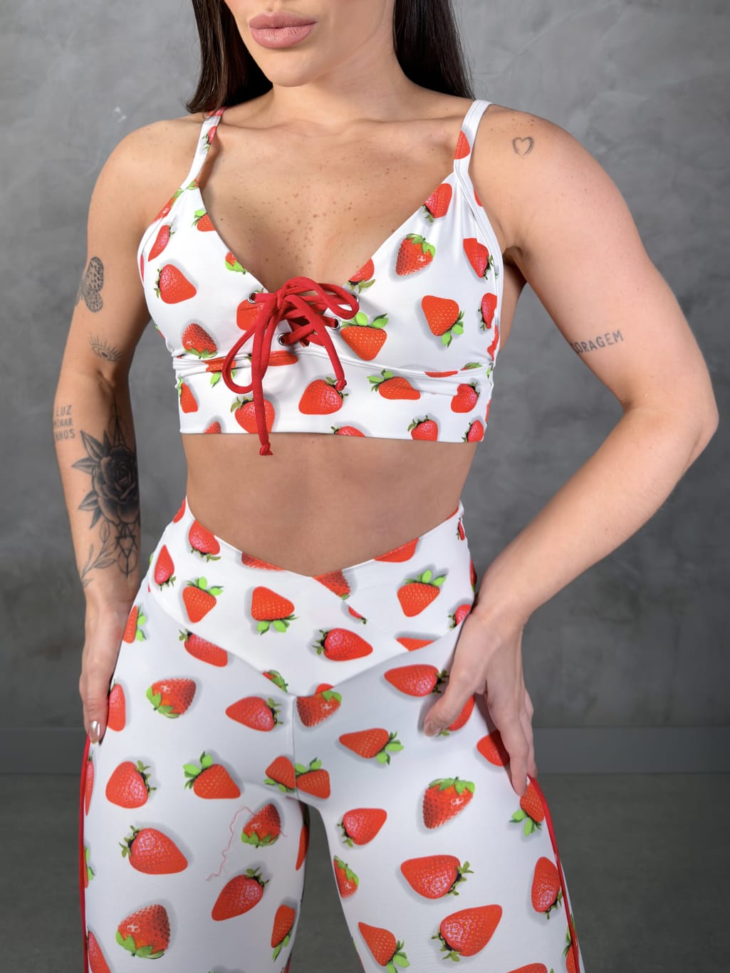 Set strawberry